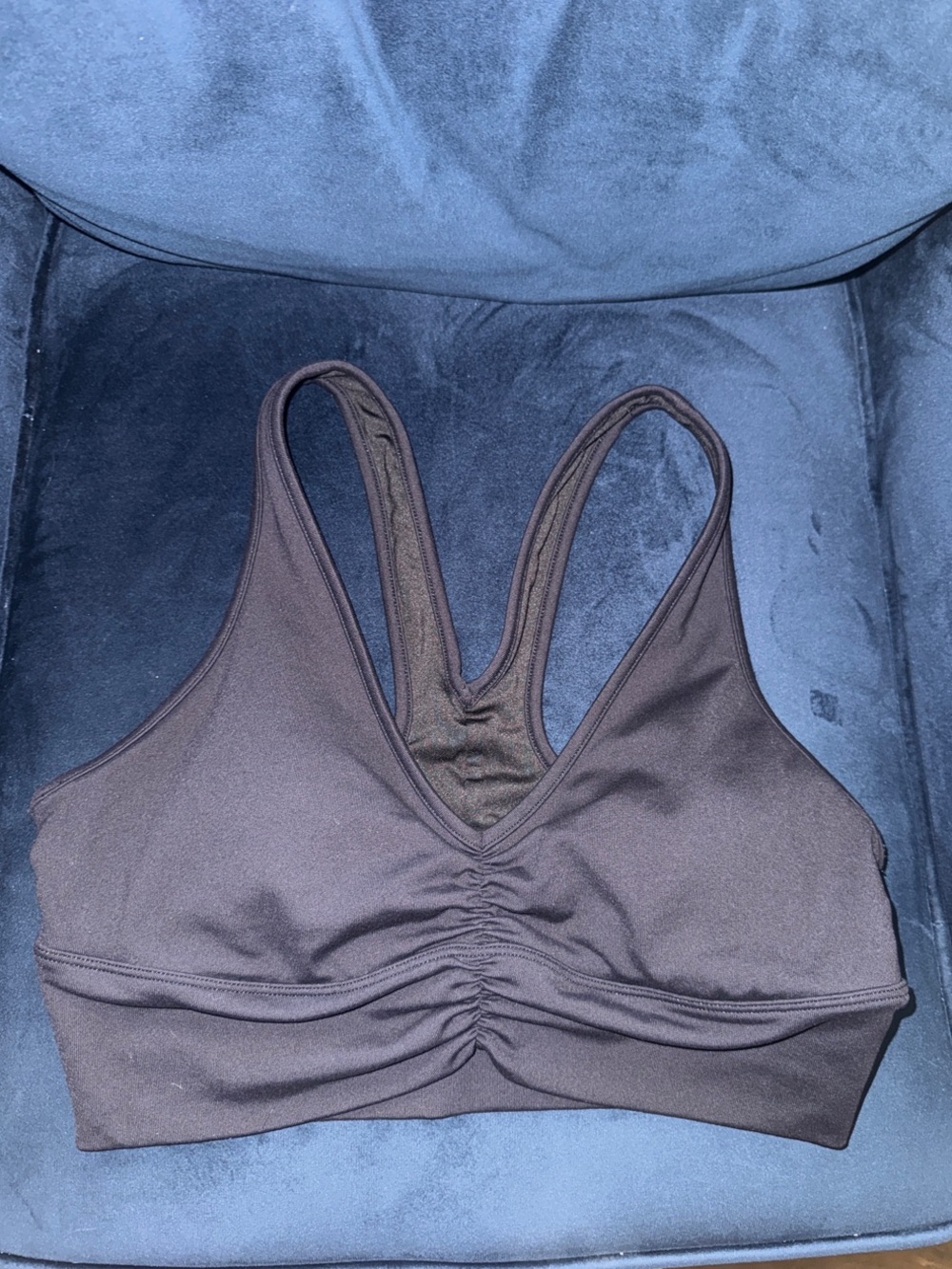 ALO Yoga Black Wild thing V-Neck Ruched Racerback Sports Bra size Medium